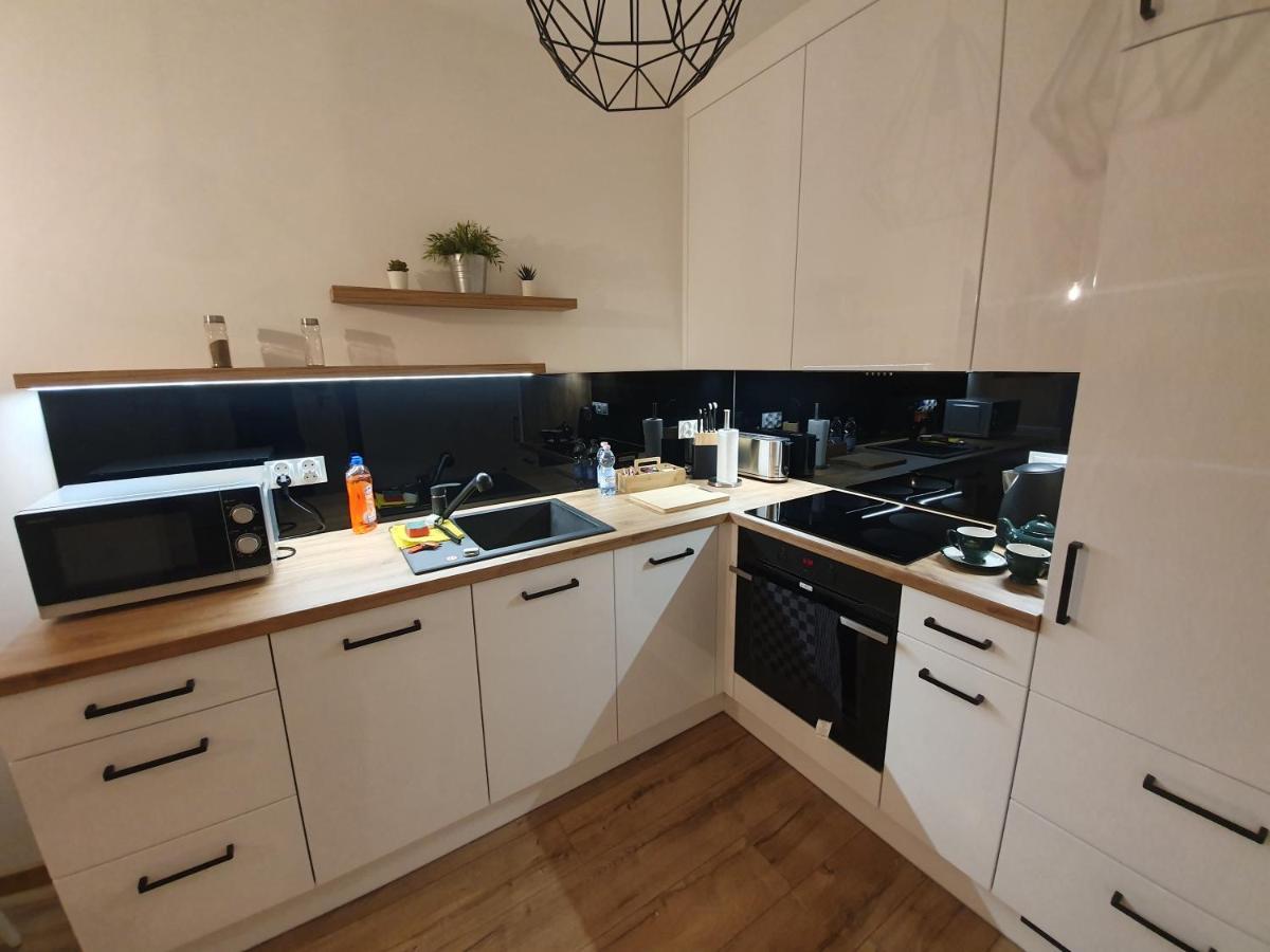 Apartament Number One Nova Wozownia Лешно Экстерьер фото